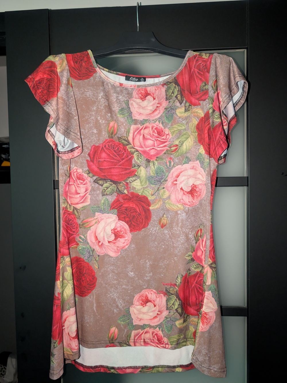 Lily Rose-Print Midi Dress in Red & Pink on Taupe